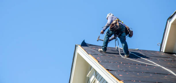 Best Emergency Roof Repair  in Fredonia, WI